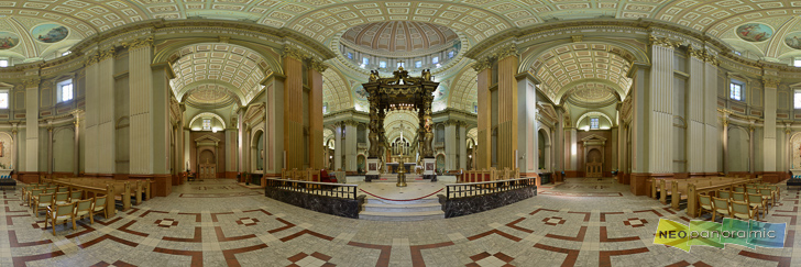 Queen Elizabeth Interior Panorama